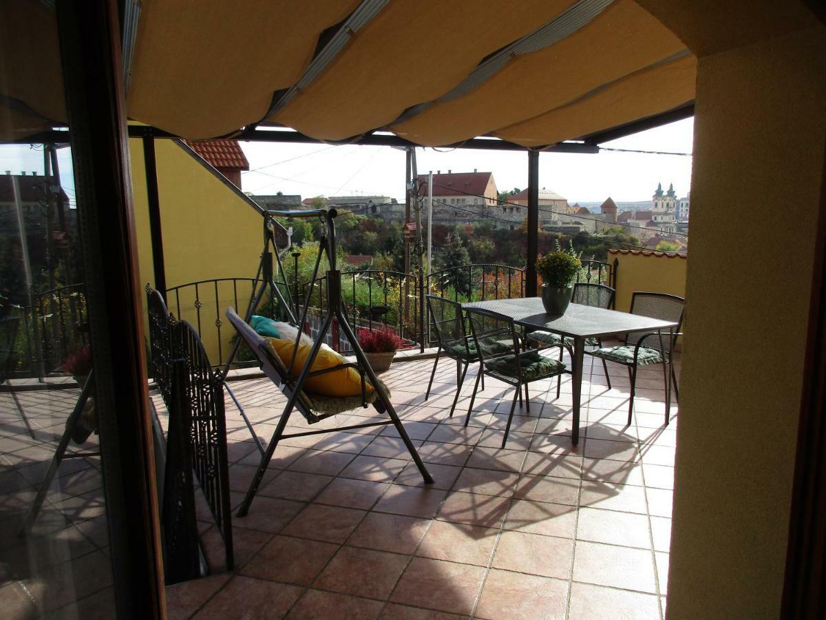 Kiralyszeke Apartman Έγκερ Εξωτερικό φωτογραφία